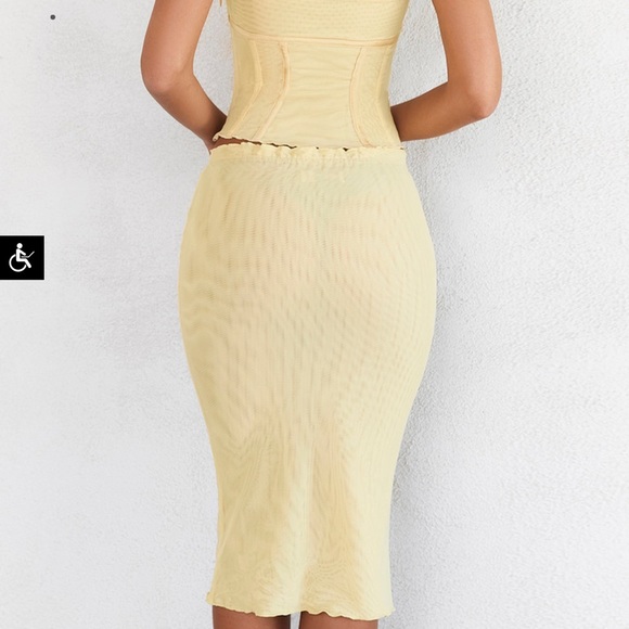 Mistress Rocks Skirt - Picture 3 of 4